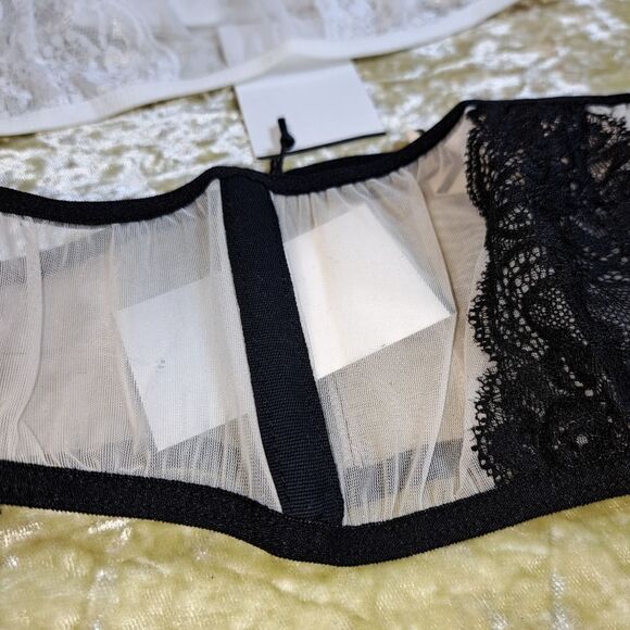 Daydream Nation Bandeau Bralette - Picture 7 of 10